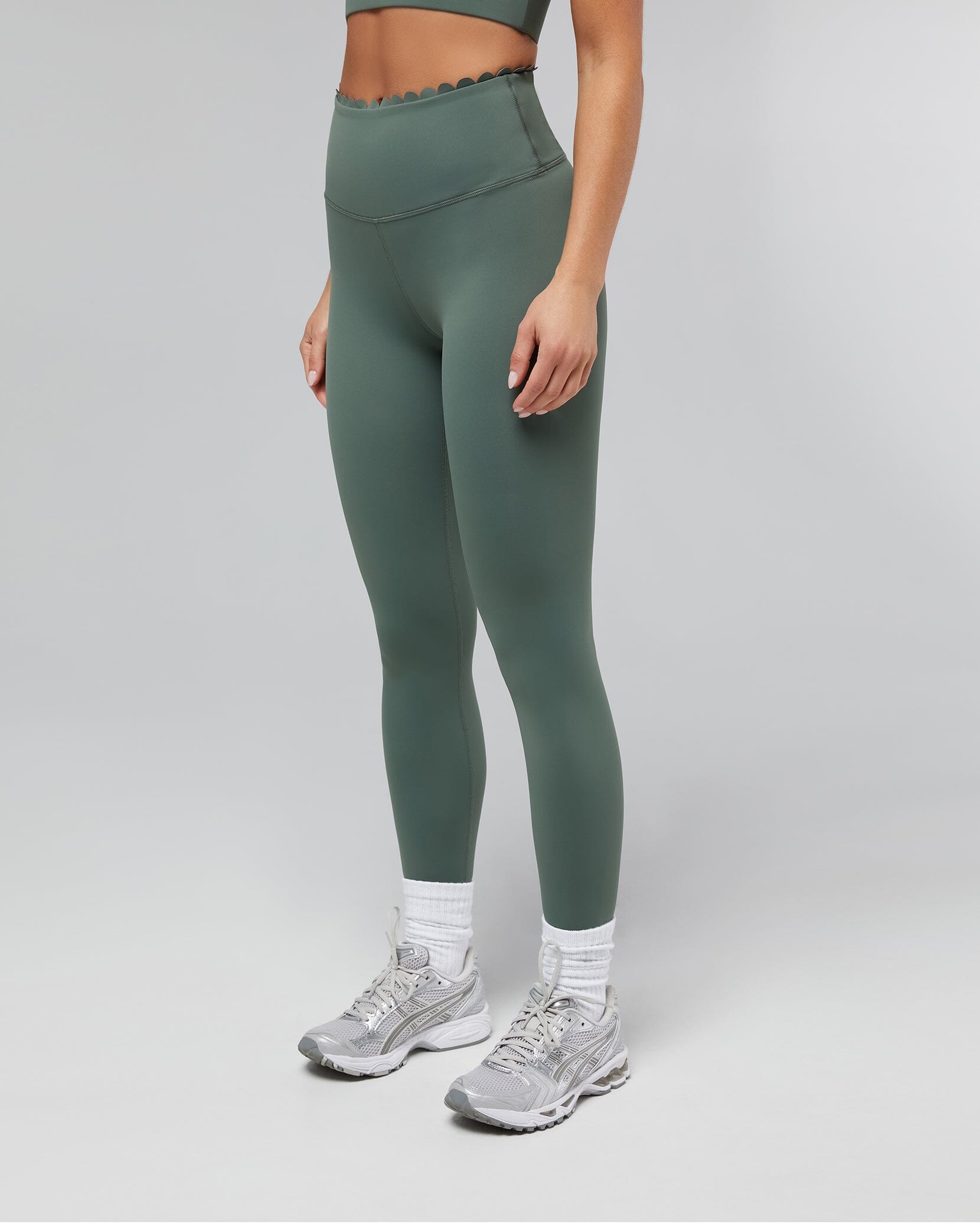 Scallop Legging Ivl Collective 3286