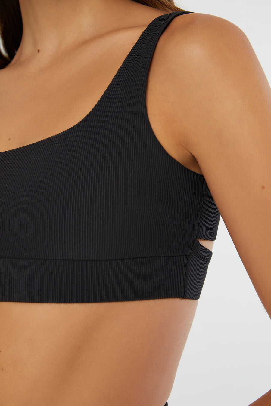 Twisted Bra Bra Pre-fall 2023 