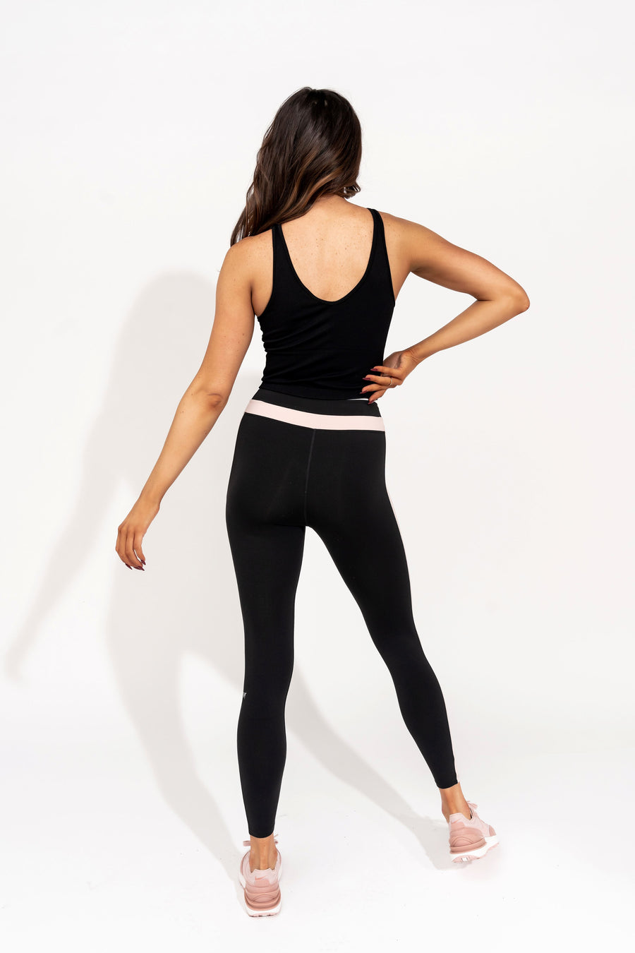REVERSIBLE TANK - BLACK Tank IVL Collective 